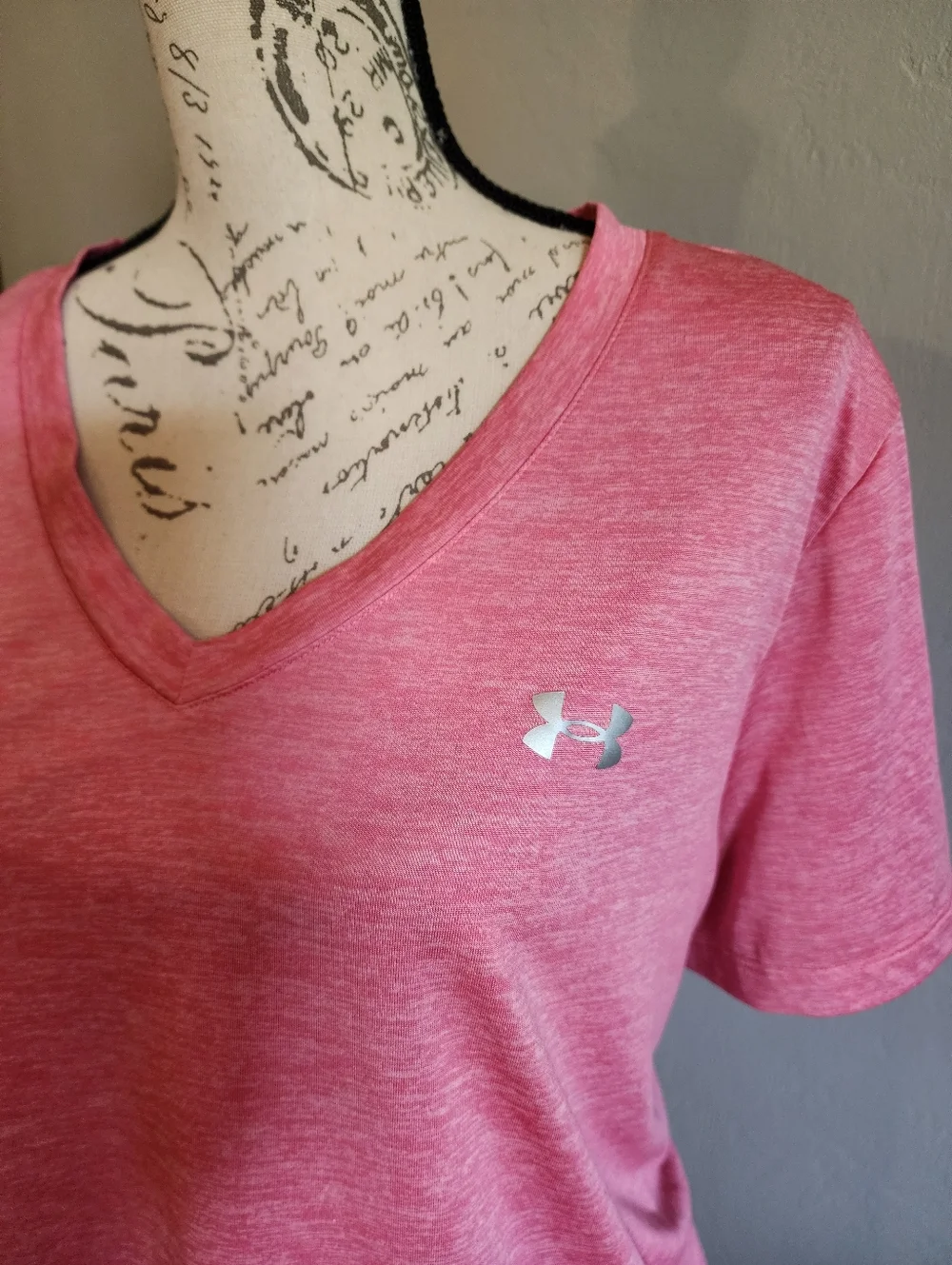 Under Armour Women's Heathered Pink V-Neck Tee - Picture 3 of 6